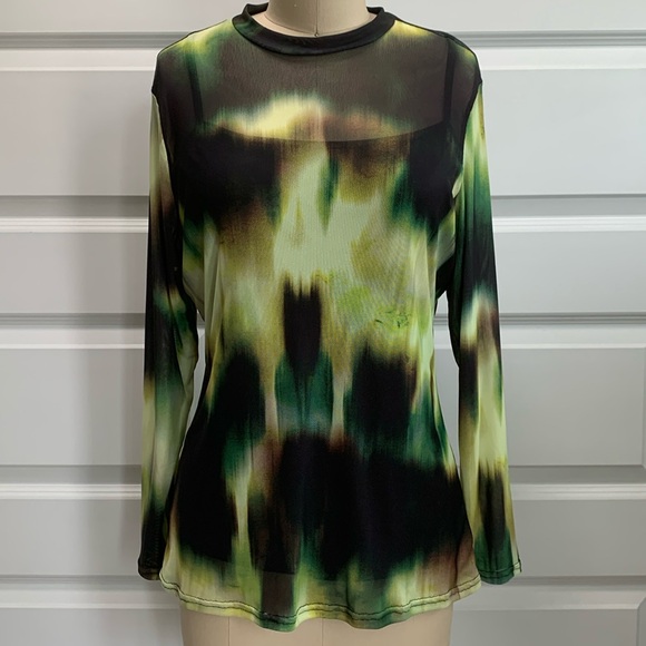 New NO TAGS printed abstract mesh top with camisole under with long sleeves - Picture 1 of 14